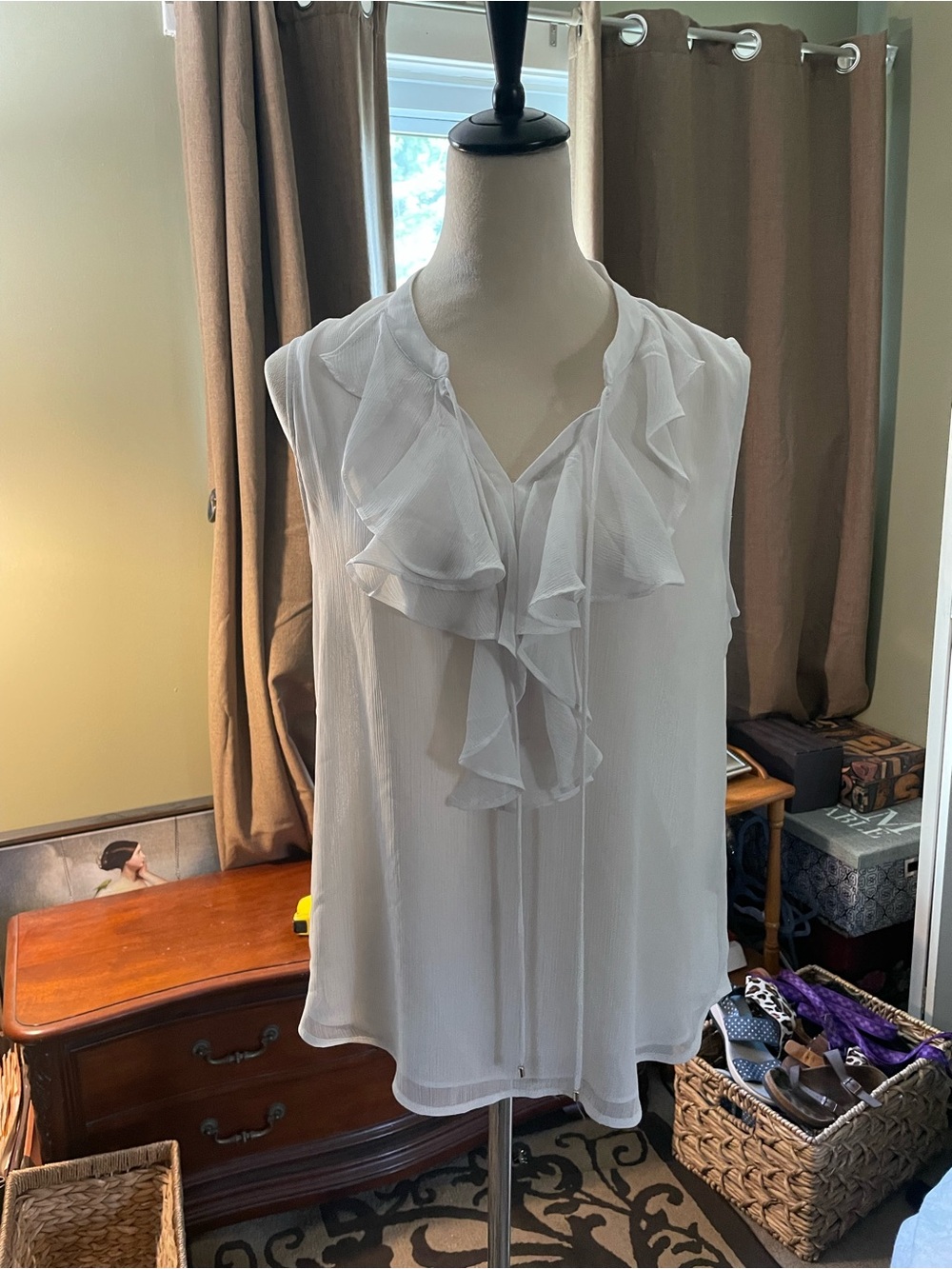 Tommy Hilfiger White Sleeveless Ruffle V-Neck Blouse